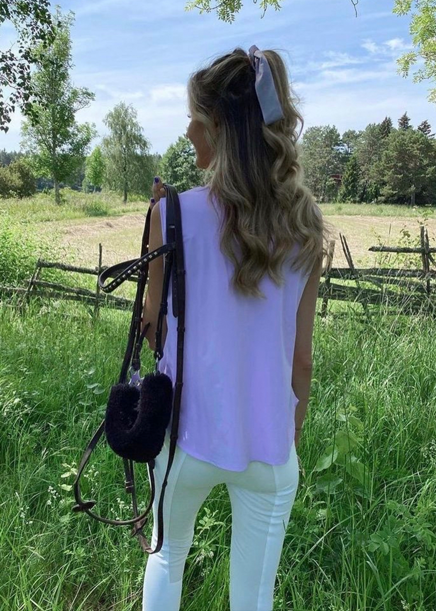 Sandra ärmellose Bluse